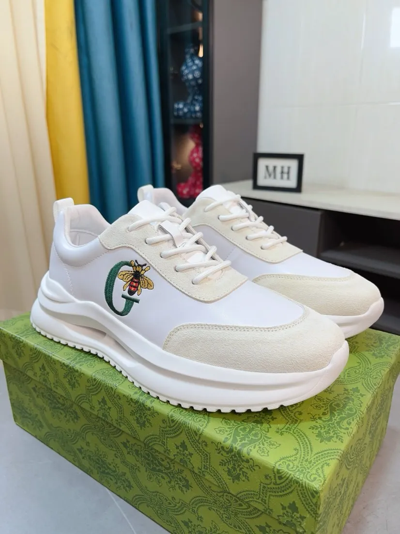 Men's shoes 💰440🌹🌹GUCCI [Gucci] New high-end brand of men's shoes, the latest fashionable casual men's shoes, trendy and versatile style, relaxed and sporty style, uppers imported from Italy, first-layer cowhide, genuine leather lining and ultra-fine workmanship. Original personalized fashionable rubber wear-resistant outsole, light and comfortable on the foot, size 38-44
